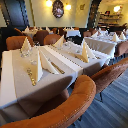 Hotel Logis Restaurant L'odyssee Champetre 3*