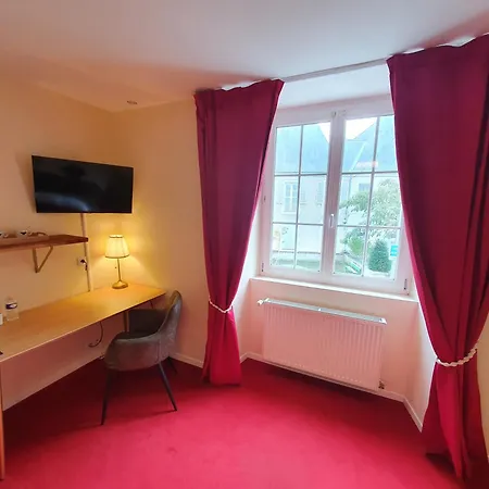 Logis Restaurant L'odyssee Champetre Otel 3*