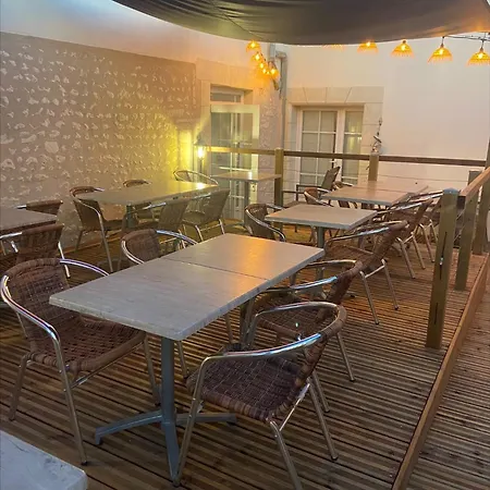 Logis Restaurant L'odyssee Champetre 3* Le Lude