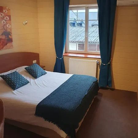 Logis Restaurant L'odyssee Champetre 3* Le Lude