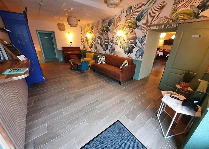 Logis Restaurant L'odyssee Champetre 3* Le Lude