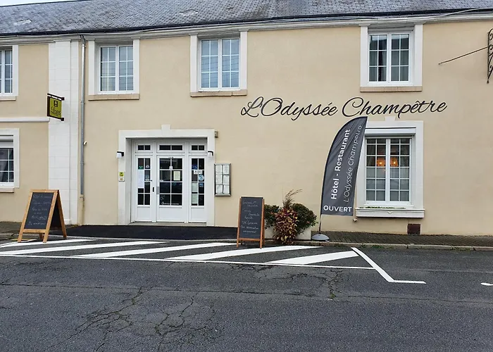 Logis Restaurant L'odyssee Champetre 3* Le Lude