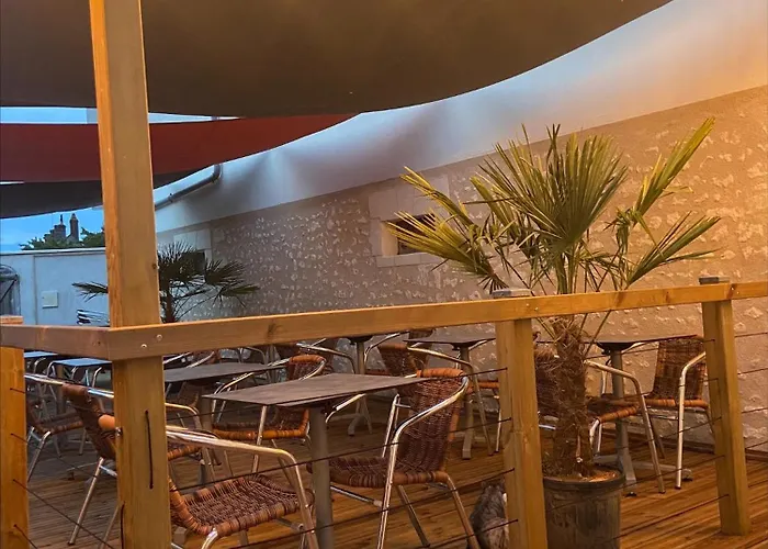 Hotel Logis Restaurant L'odyssee Champetre Le Lude